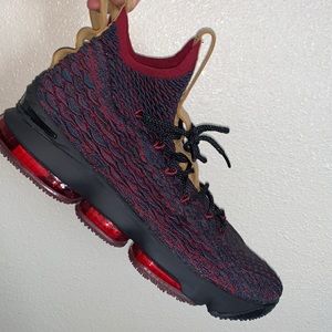 Lebron 15s, cavaliers